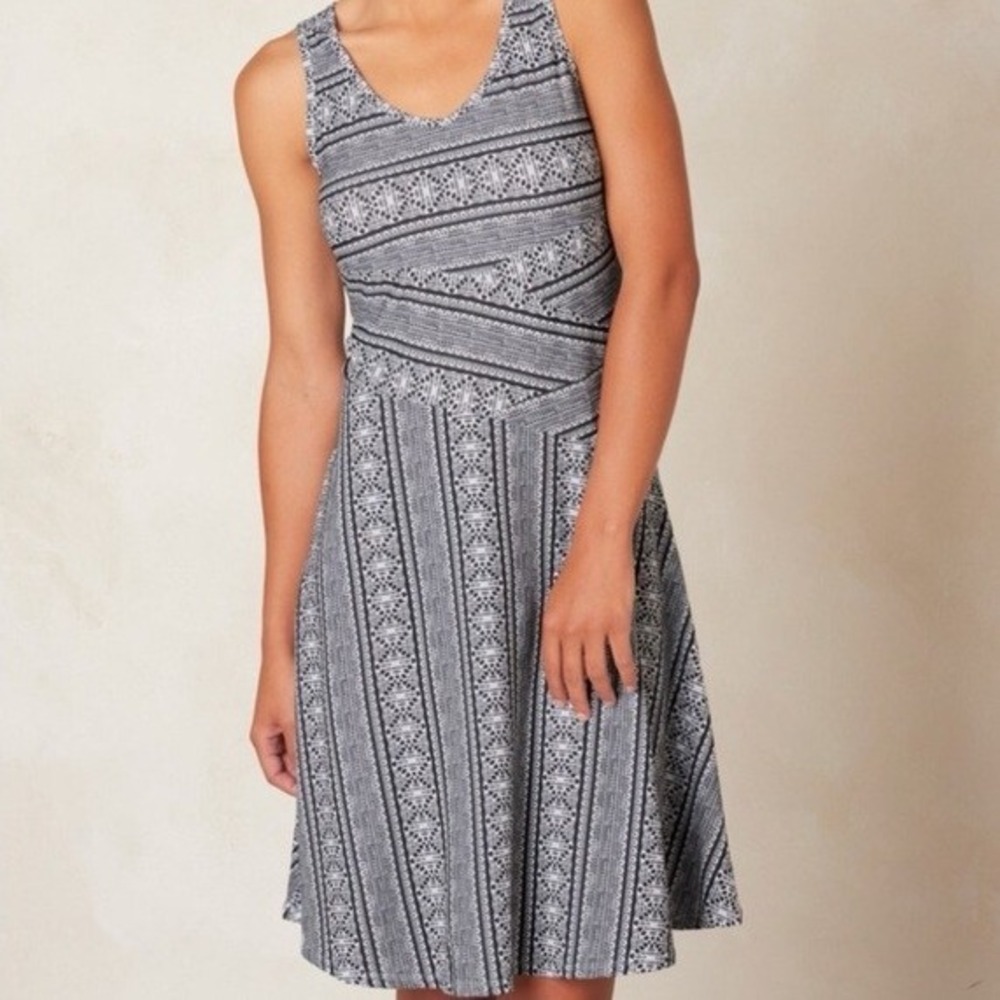 prAna Amelie Sleeveless Dress V-Neck Tank Black white‎ Athleisure Women's Size S